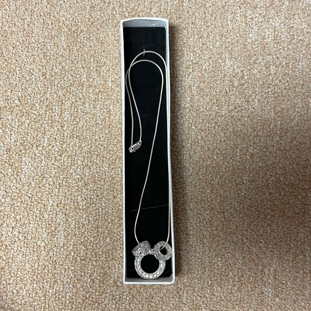 NWOT - Necklace